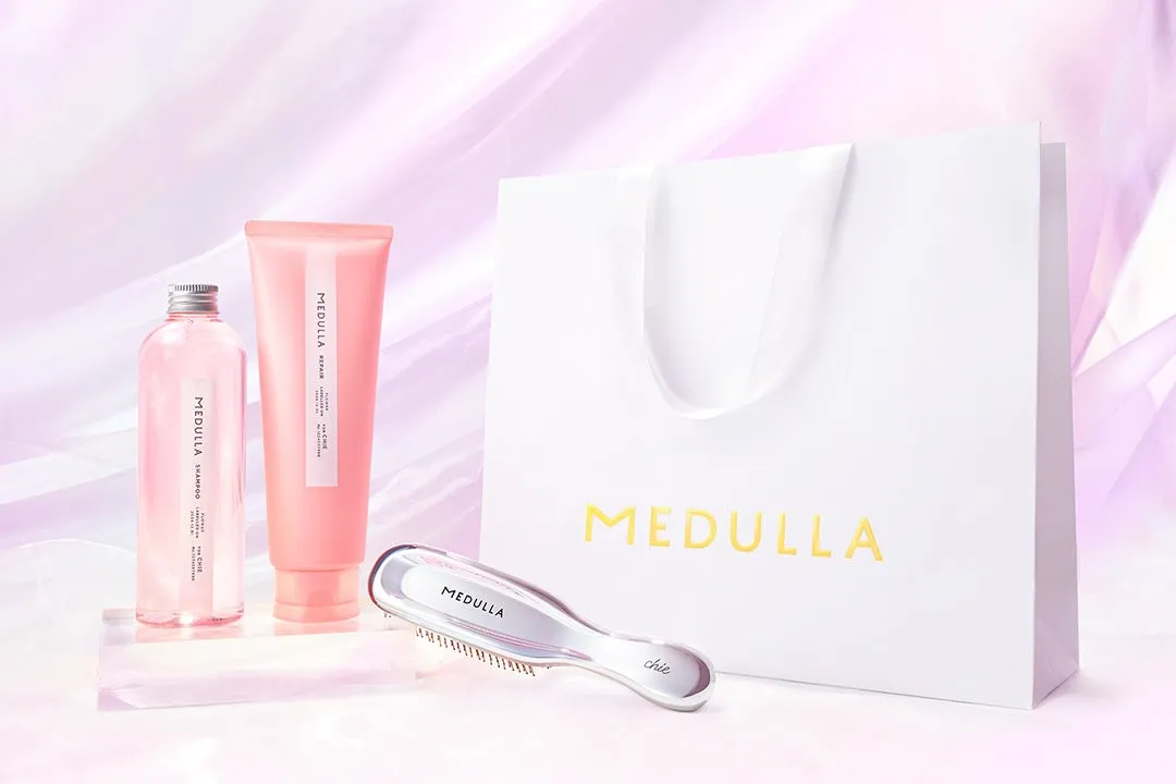 MEDULLAのギフトセットとショッパー