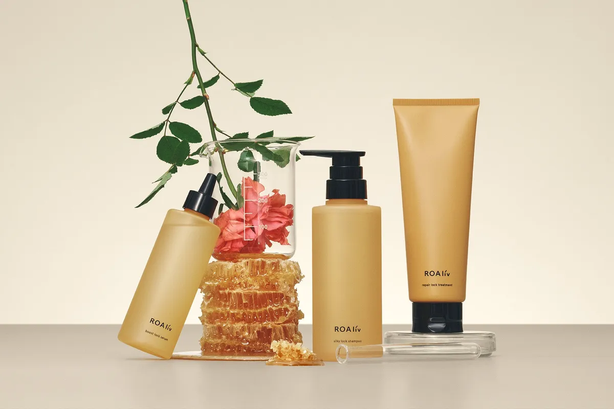 ROAlívの新ヘアケアシリーズの商品集合写真