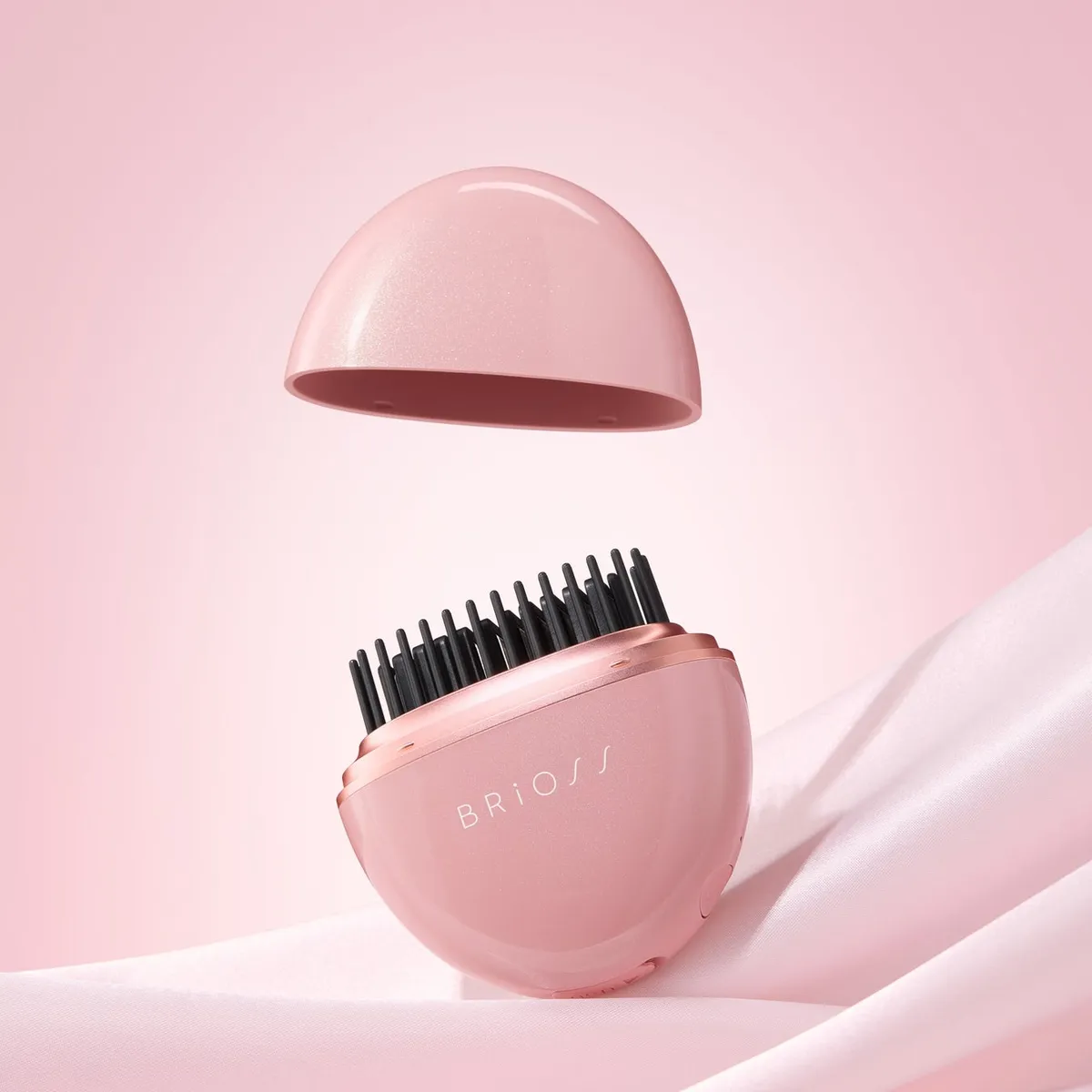BRiOSSのモバイルヘアアイロン
